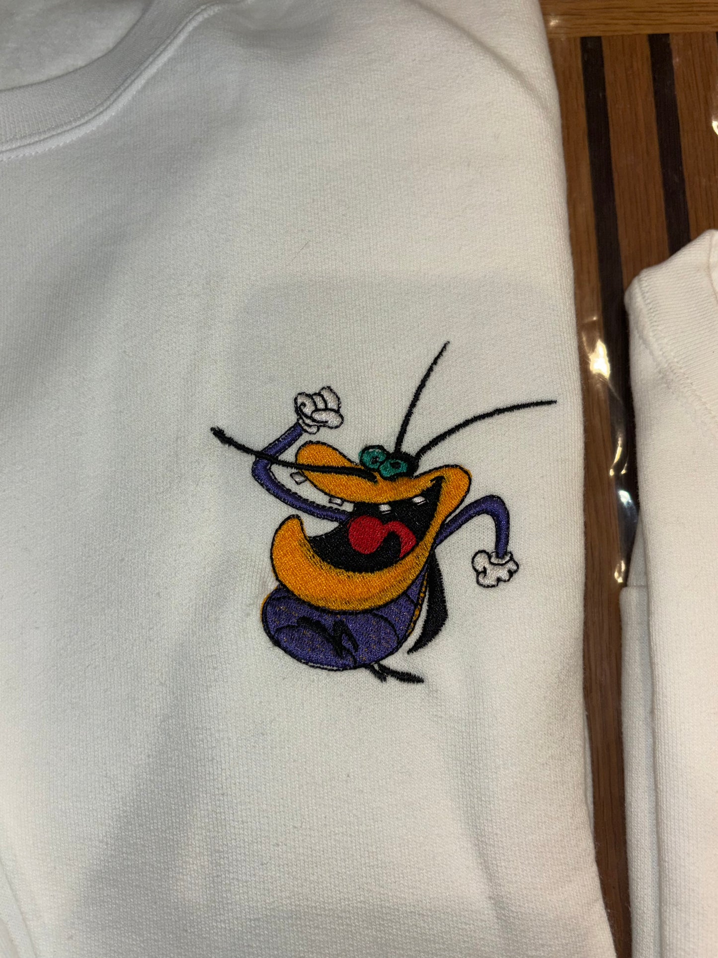 Sweat Oggy et les cafards